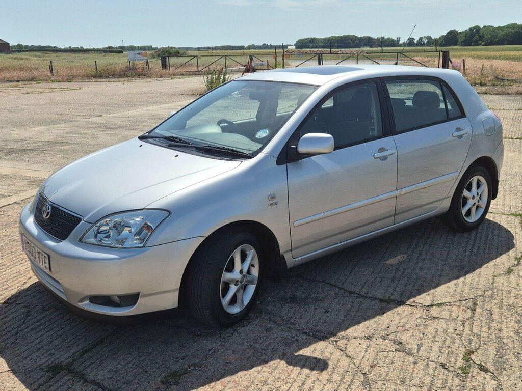 Toyota Corolla 1.6 Vvt-i T3 Silver #16