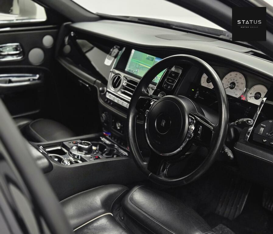 Rolls-Royce Ghost Saloon 6.6 V12 2016 Silver #25
