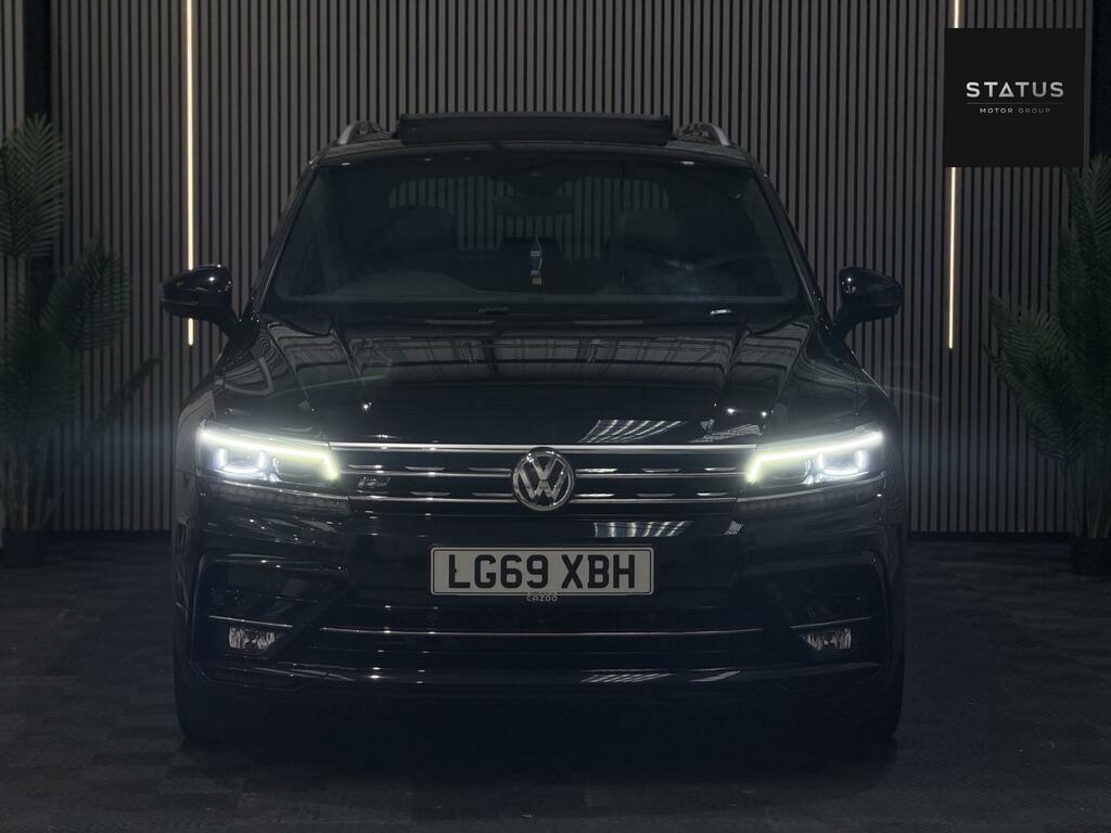 Volkswagen Tiguan R-line LG69XBH Black #6