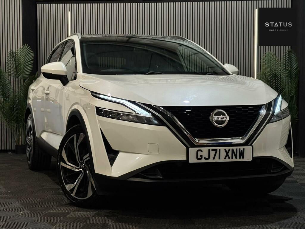 Nissan Qashqai Tekna GJ71XNW White #5