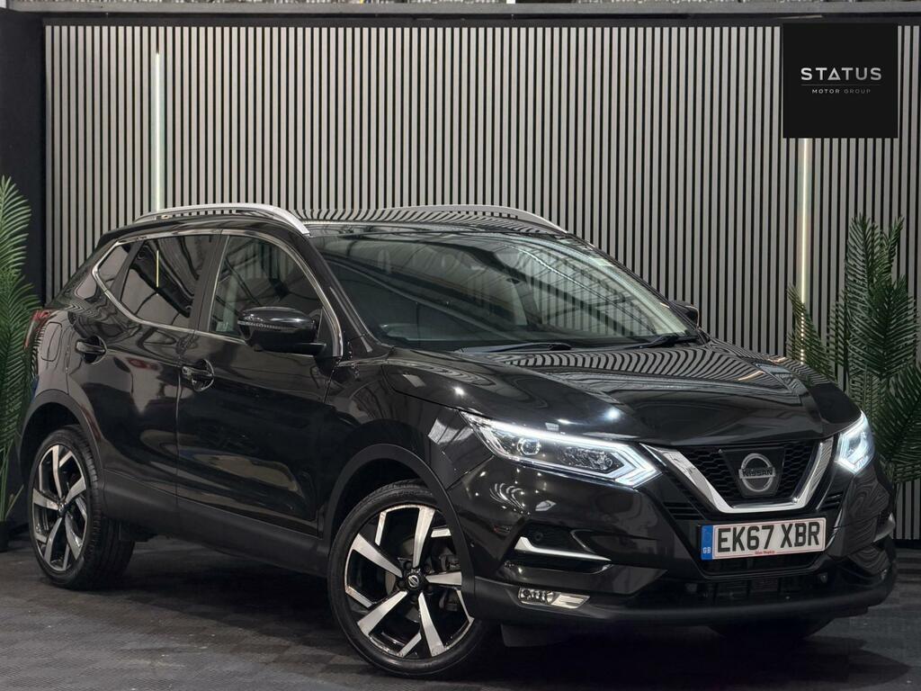 Nissan Qashqai Tekna Black #3