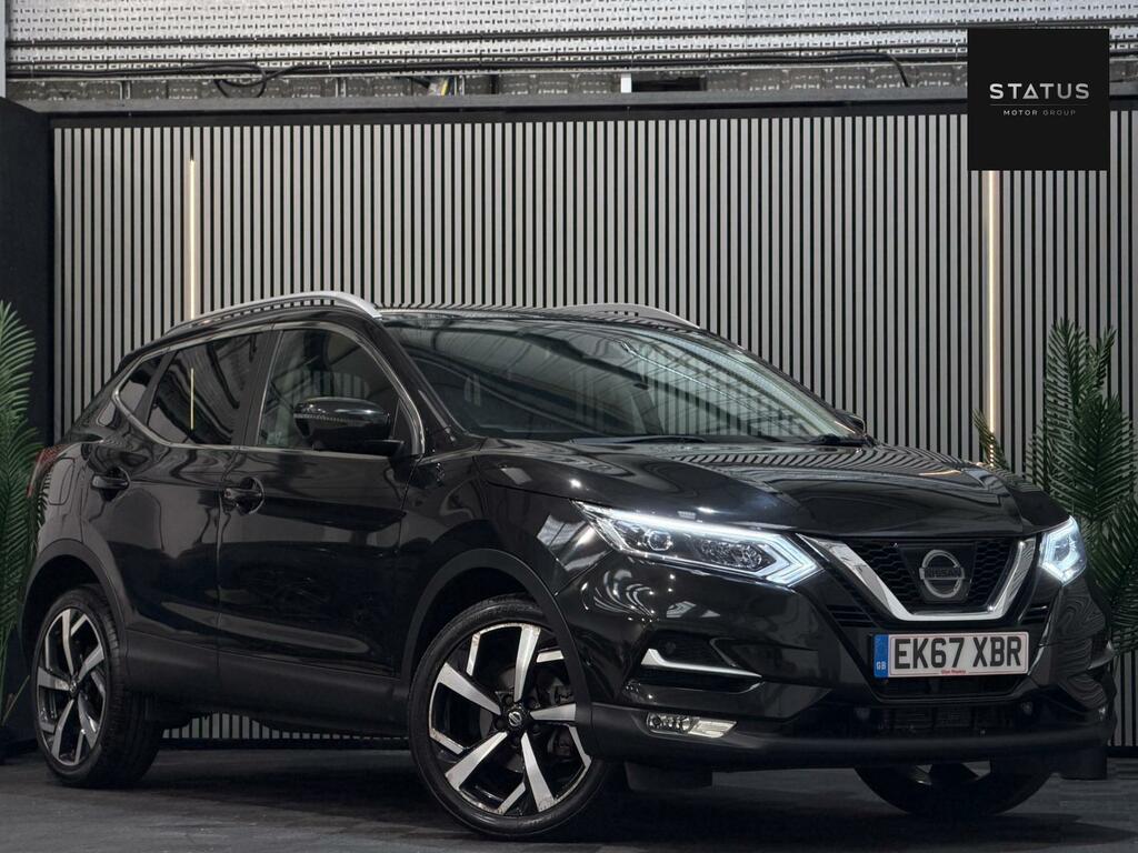 Nissan Qashqai Tekna Black #4