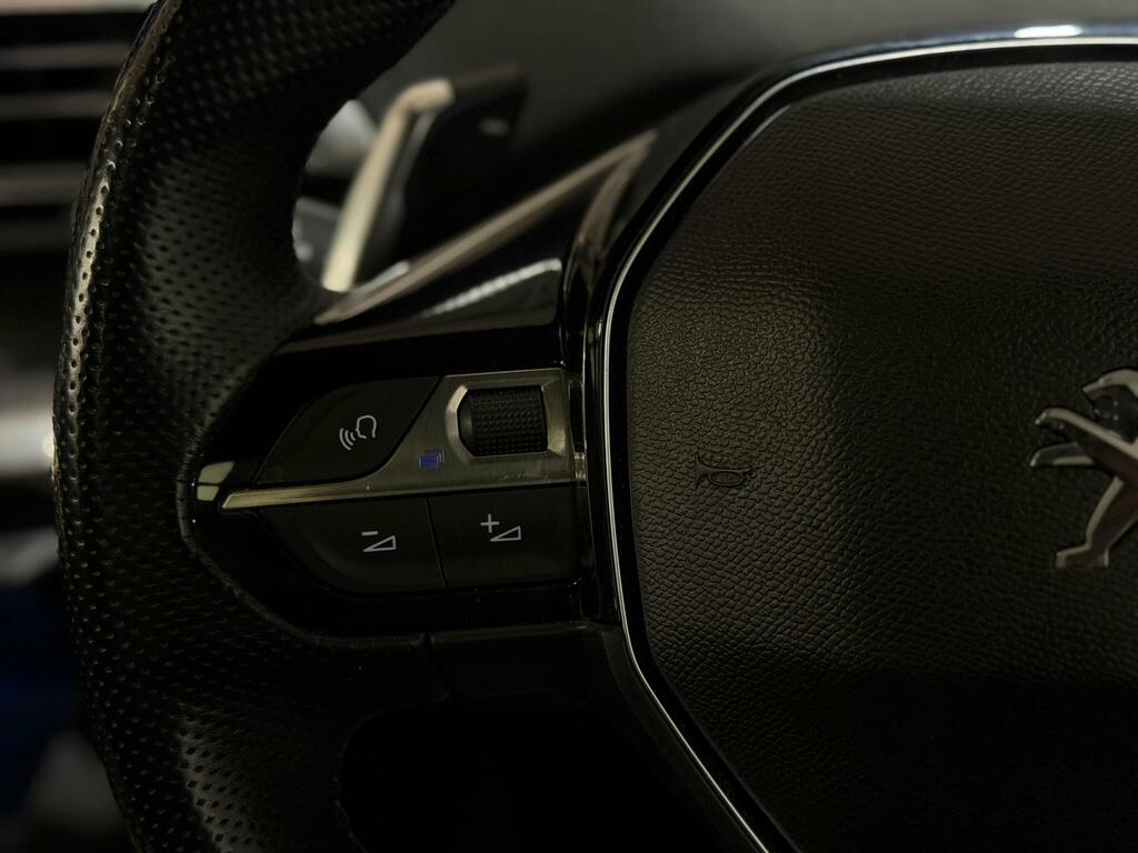 Peugeot 5008 1.2 Puretech Allure Black #19