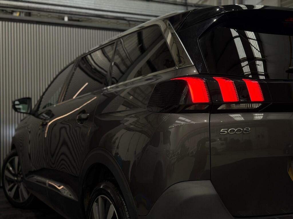 Peugeot 5008 1.2 Puretech Allure Black #11
