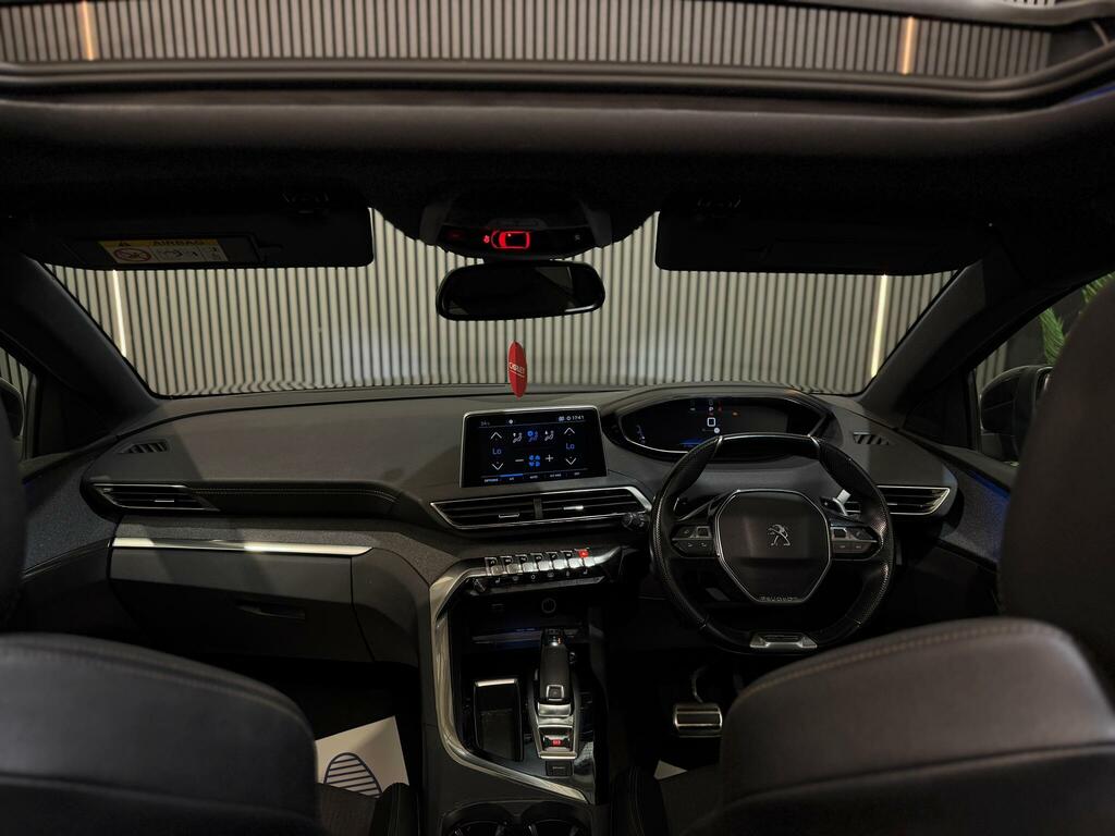 Peugeot 5008 1.2 Puretech Allure Black #23