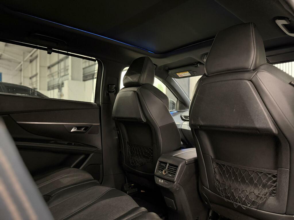 Peugeot 5008 1.2 Puretech Allure Black #32