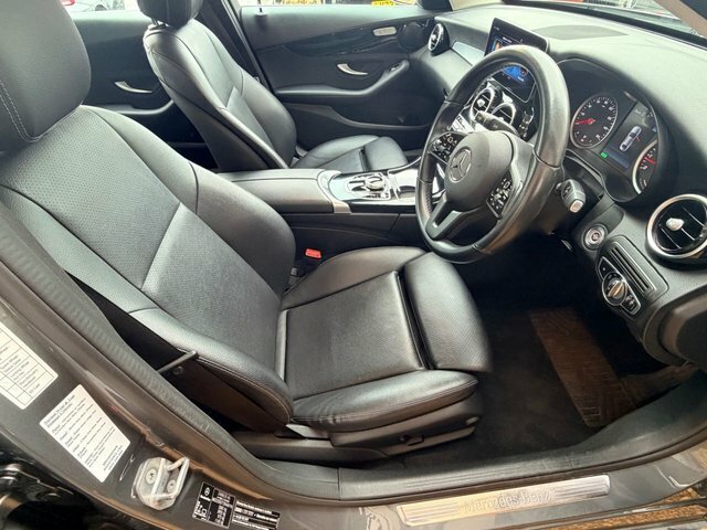 Mercedes-Benz C Class C220d Amg Line 2018 Grey #33