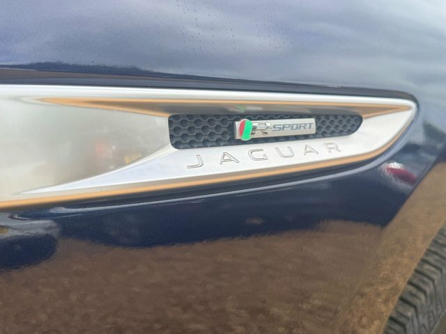 Jaguar F-Pace 2L Portfolio Grey #13