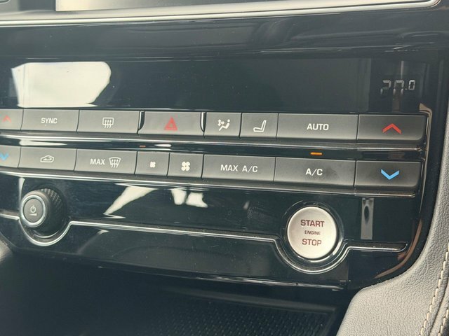 Jaguar F-Pace 2L Portfolio Grey #41