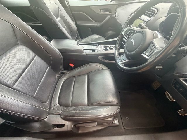 Jaguar F-Pace 2L Portfolio Grey #36