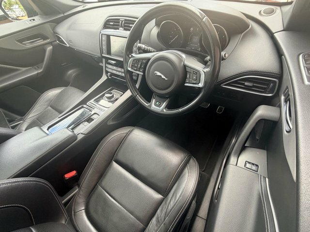 Jaguar F-Pace 2L Portfolio Grey #37