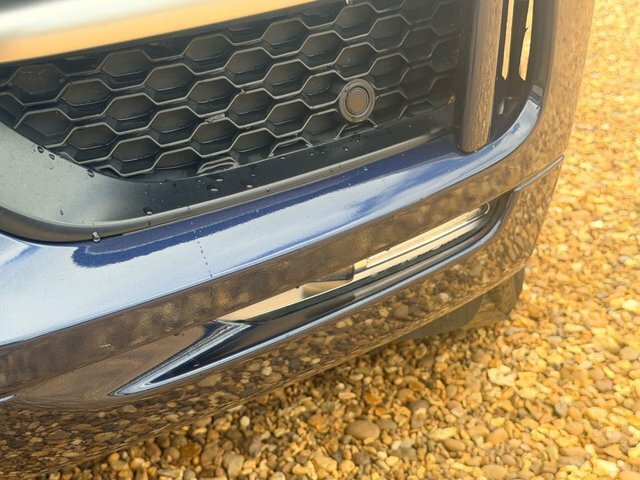 Jaguar F-Pace 2L Portfolio Grey #22