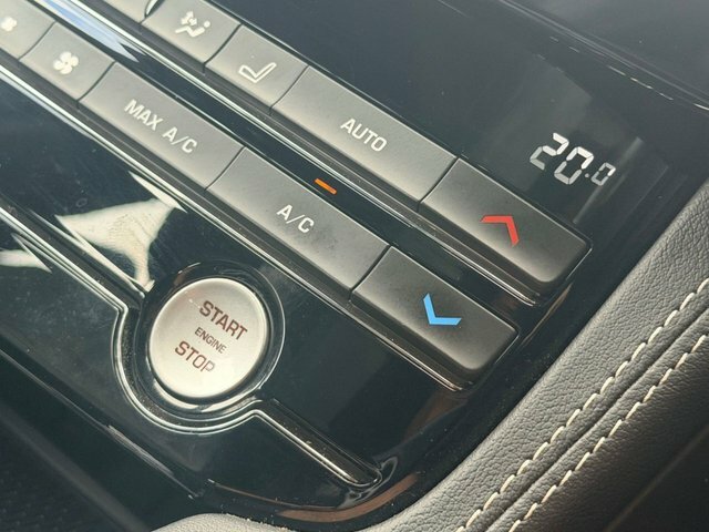 Jaguar F-Pace 2L Portfolio Grey #43