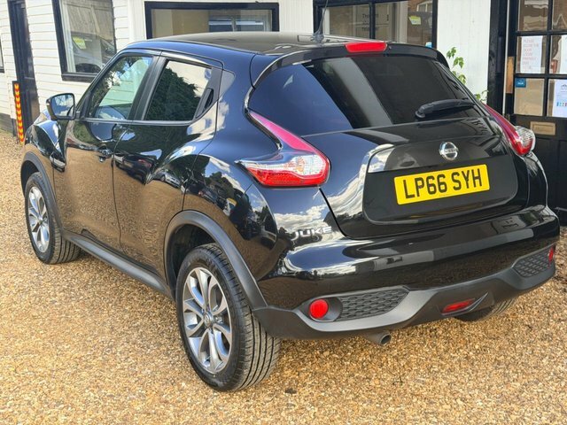 Nissan Juke 1.2 Tekna Dig-t 115 Bhp Silver #12
