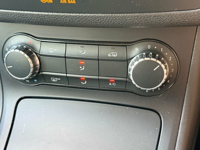 Mercedes-Benz B Class Mpv White #40