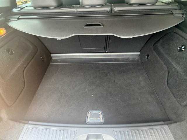 Mercedes-Benz B Class Mpv White #26
