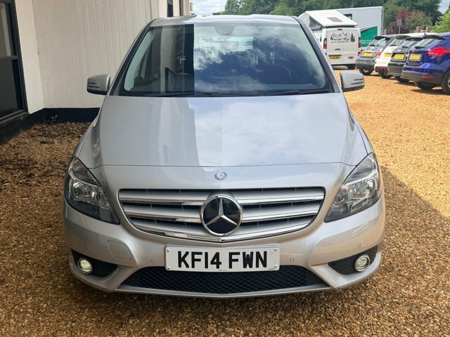 Mercedes-Benz B Class Mpv White #18