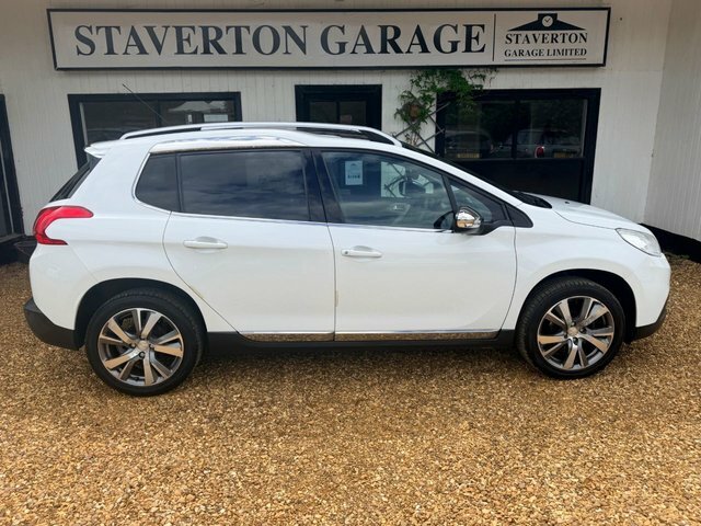 Peugeot 2008 1.6 Bluehdi Feline Suv Euro 6 S White #5