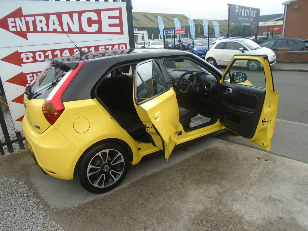 MG MG3 Hatchback White #13