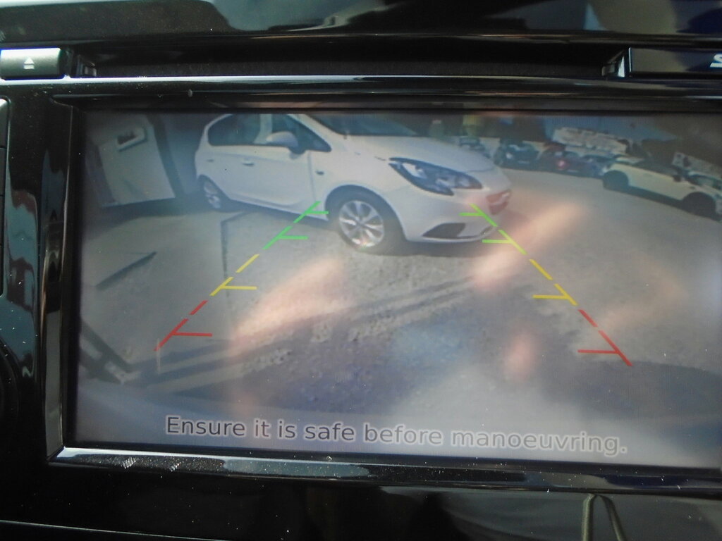 Nissan Qashqai Hatchback Black #8