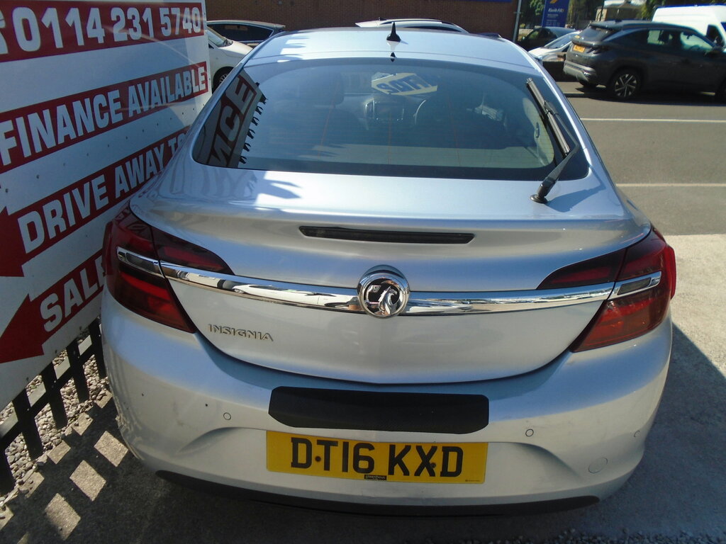 Vauxhall Insignia Hatchback Red #11