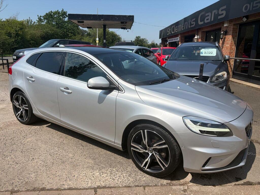 Volvo V40 Hatchback 2.0 D3 R-design Pro Euro 6 Ss 20 Silver