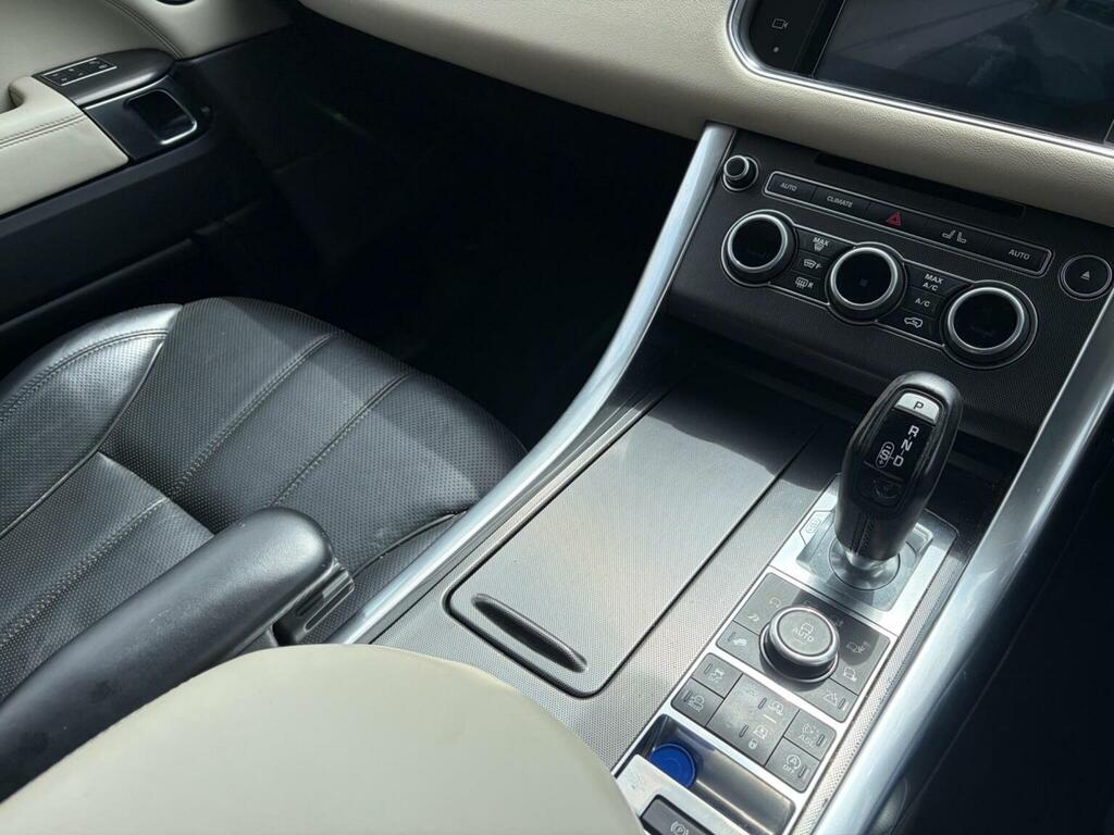Land Rover Range Rover Sport Black #9