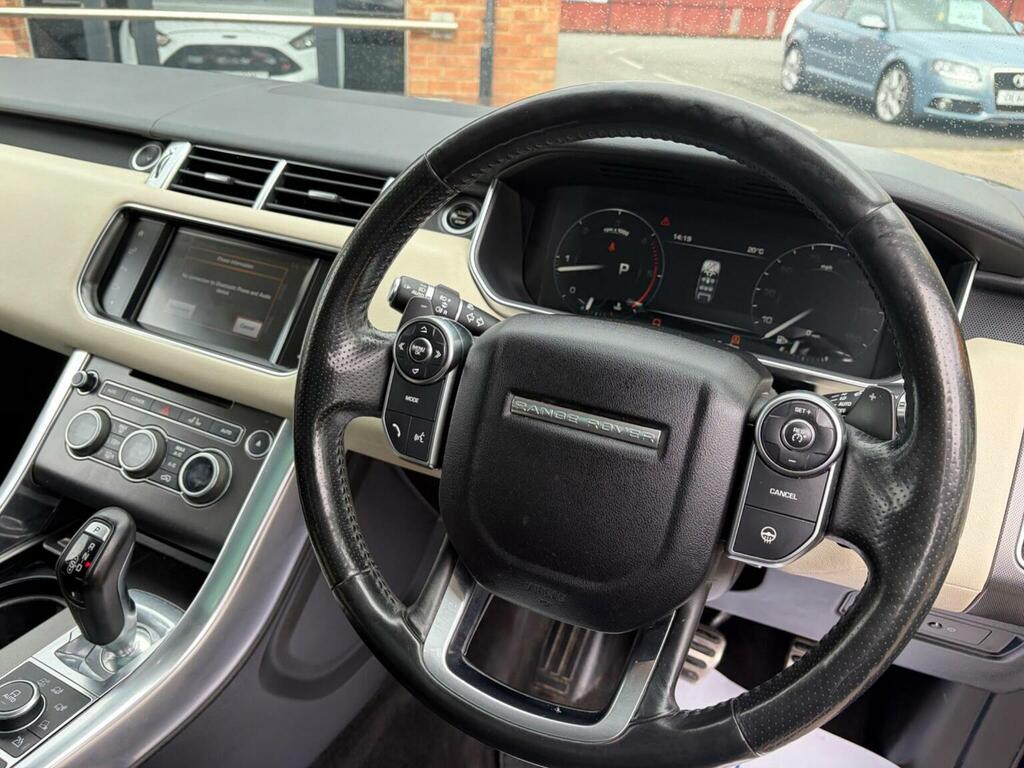 Land Rover Range Rover Sport Black #25