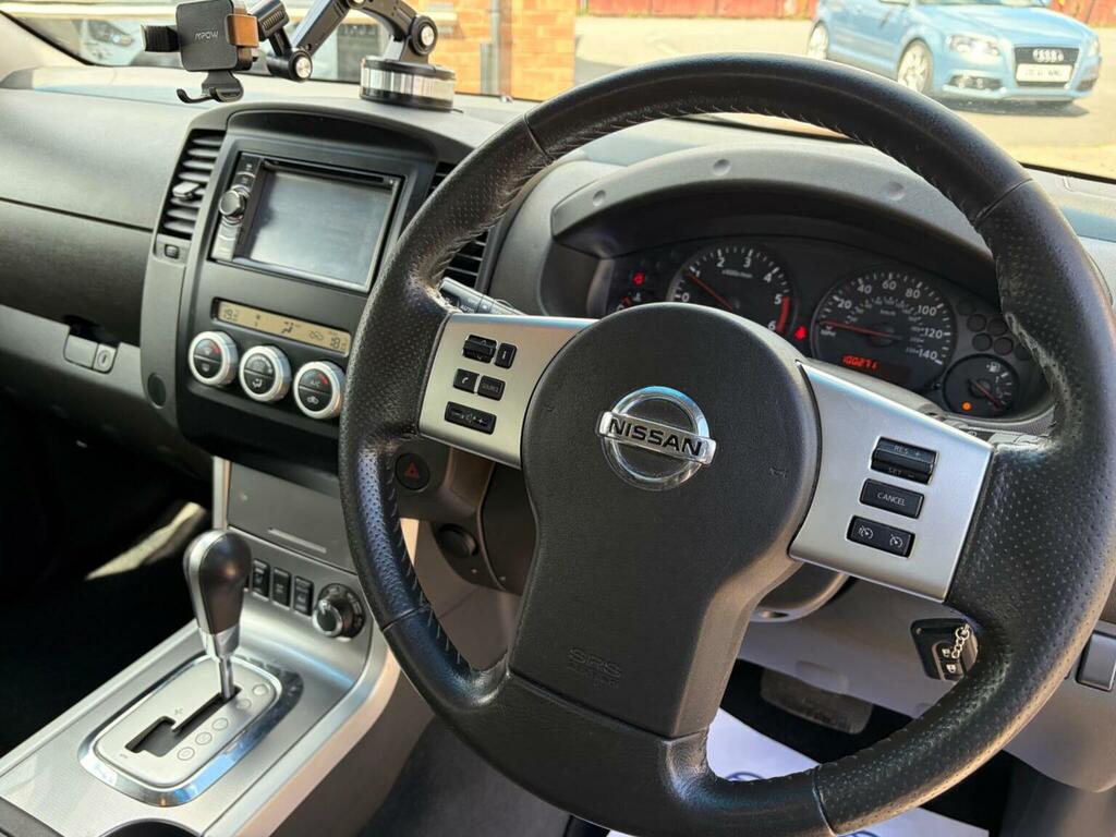 Nissan Navara Dci Tekna 4X4 Shr Dcb Black #13