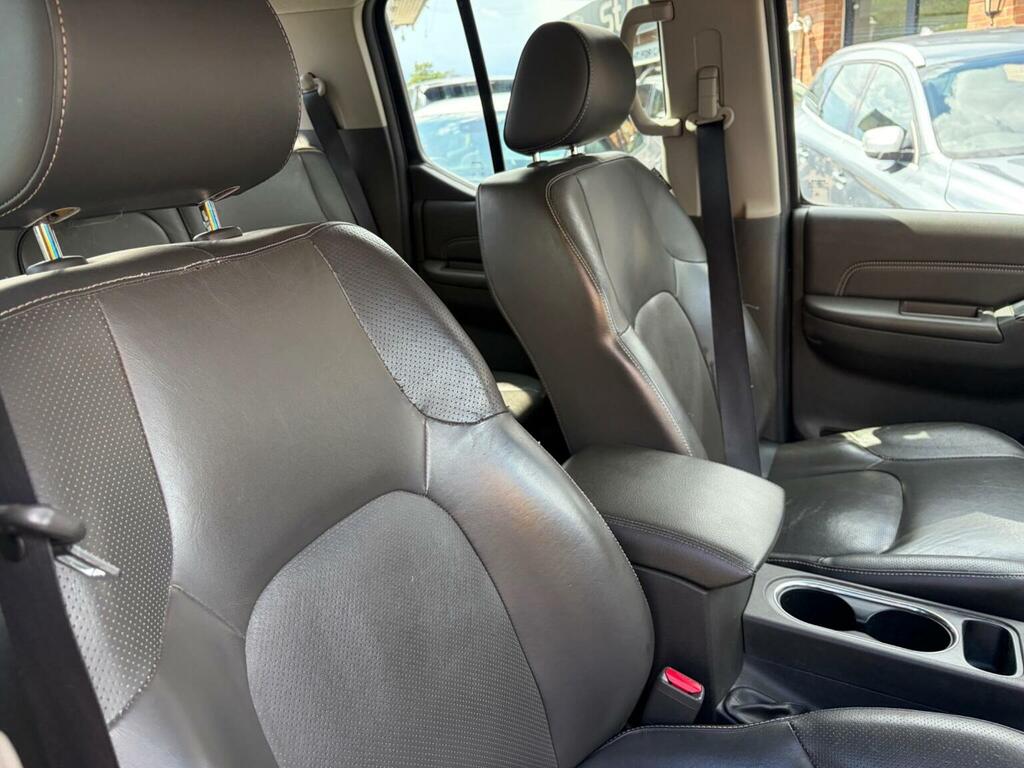 Nissan Navara Dci Tekna 4X4 Shr Dcb Black #17