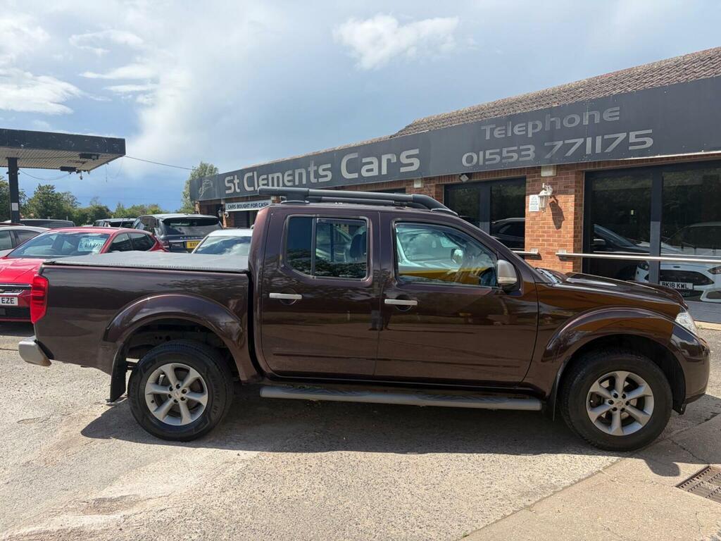Nissan Navara 2.5 Dci Platinum 4Wd Euro 5 Beige #2