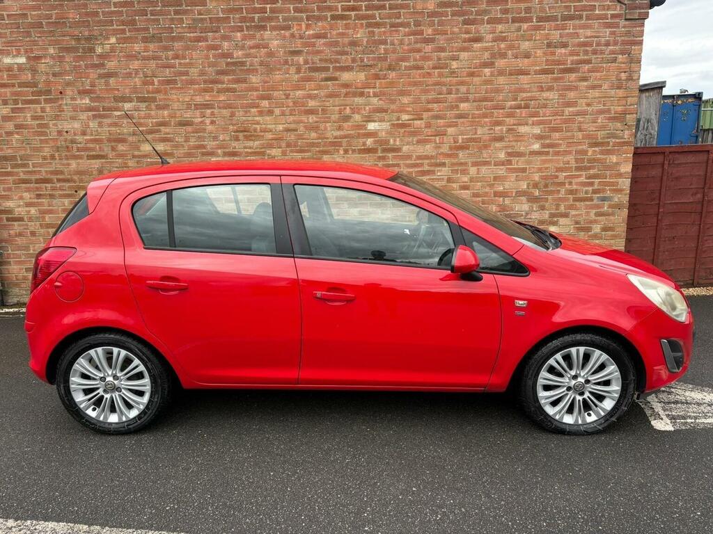 Vauxhall Corsa Hatchback 1.4 16V Se Euro 5 201362 Red #2