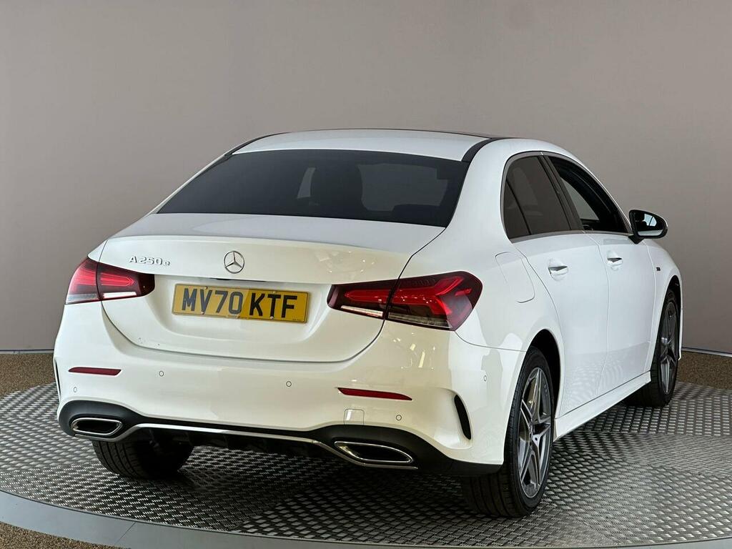 Mercedes-Benz A Class 1.3 A250e 15.6Kwh Amg Line Premium Plus 2 8G-dct MV70KTF White #5