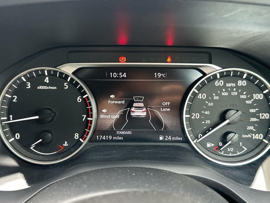 Nissan Qashqai 1.3 Dig-t Mhev Acenta Premium Euro 6 Ss 
