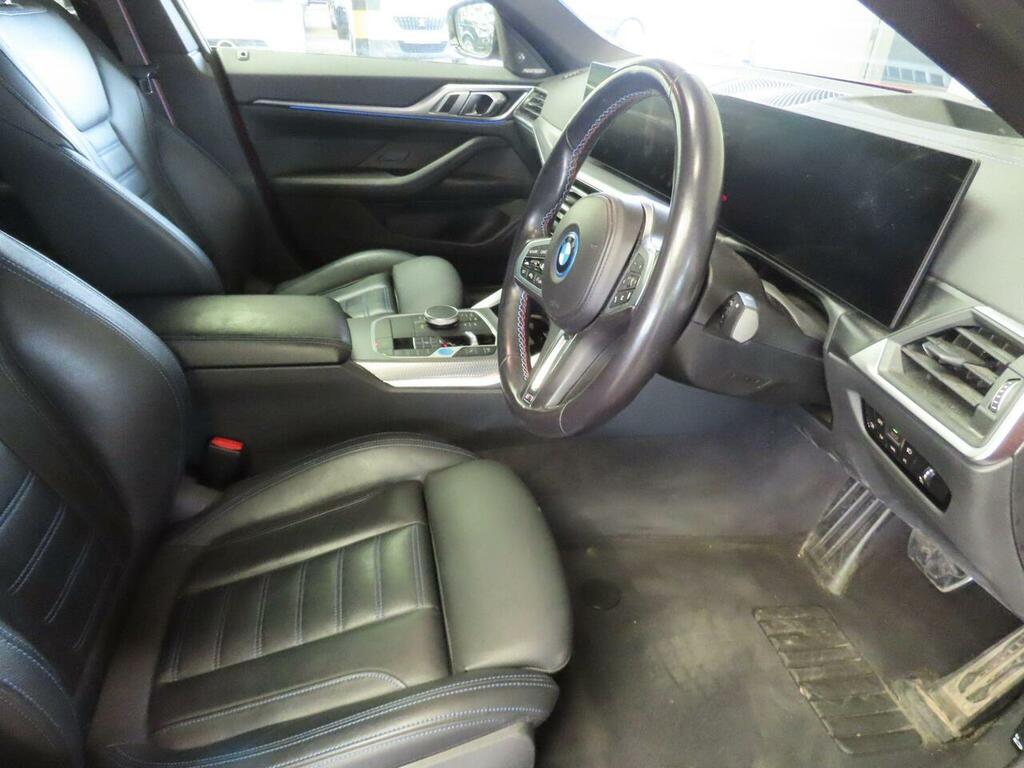 BMW i4 210Kw Edrive35 Sport 70Kwh Green #4