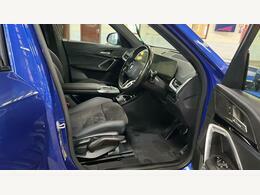 BMW iX1 Suv #9