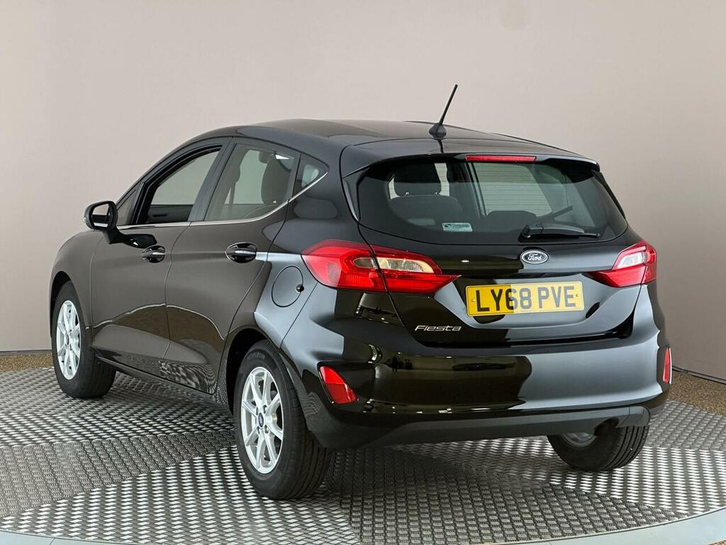 Ford Fiesta 1.1 Ti-vct Zetec Euro 6 Ss LY68PVE #4