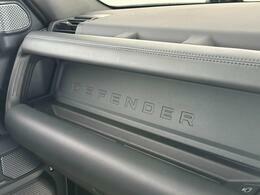 Land Rover Defender 110 X-dynamic Se Black #37