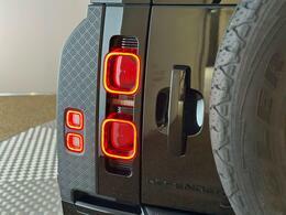 Land Rover Defender 110 X-dynamic Se Black #48