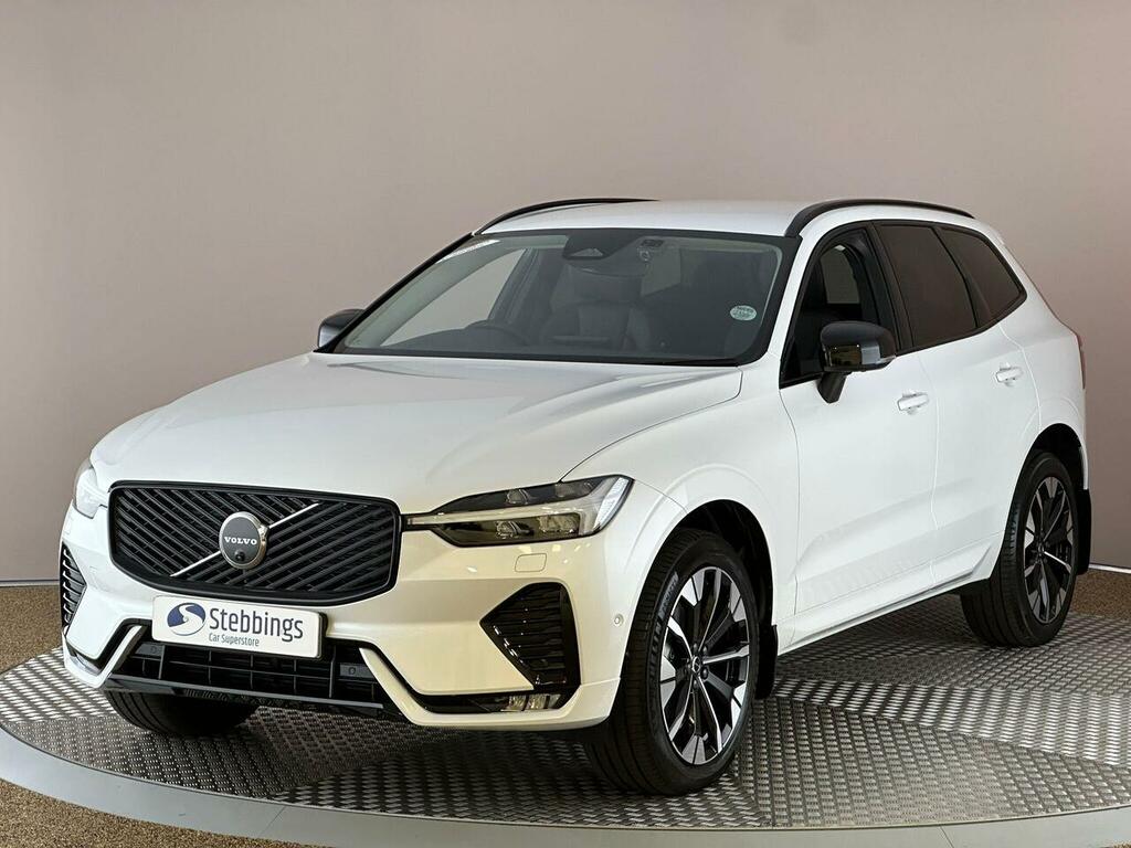 Volvo XC60 2.0 B5 Mhev Plus Pro Suv #2