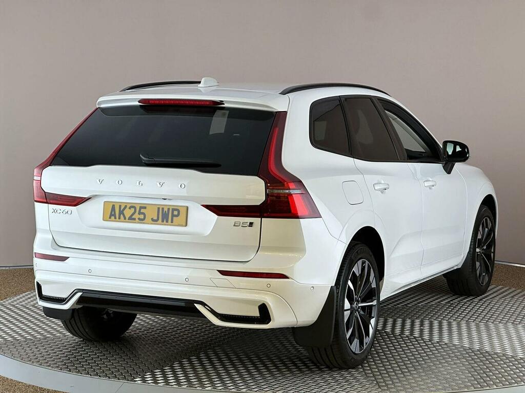 Volvo XC60 2.0 B5 Mhev Plus Pro Suv #5