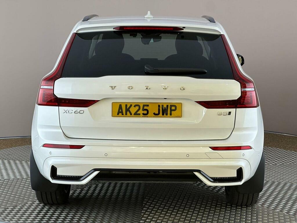 Volvo XC60 2.0 B5 Mhev Plus Pro Suv #6