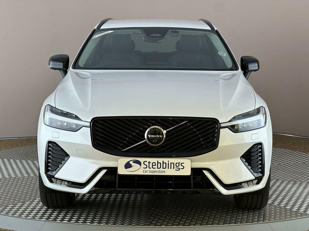Volvo XC60 2.0 B5 Mhev Plus Pro Suv #3