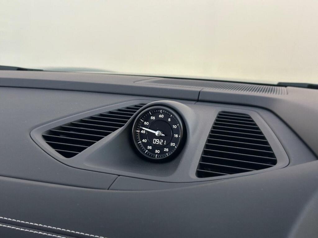 Porsche Macan Pdk  #20