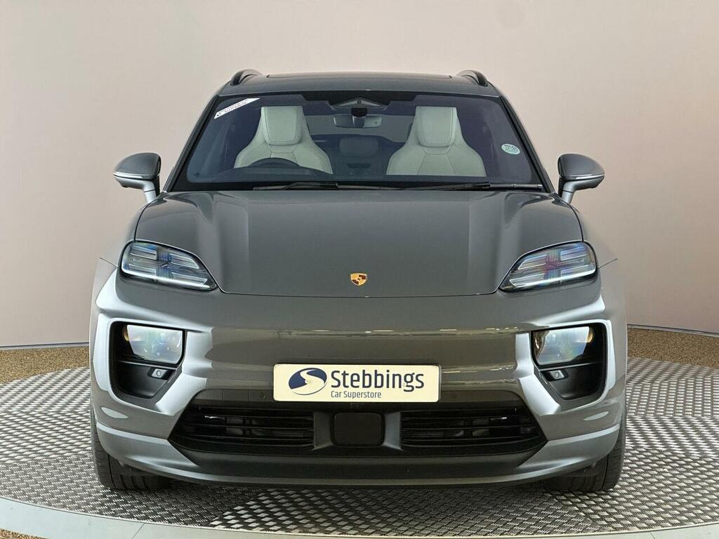 Porsche Macan 100Kwh 4S Suv  #2