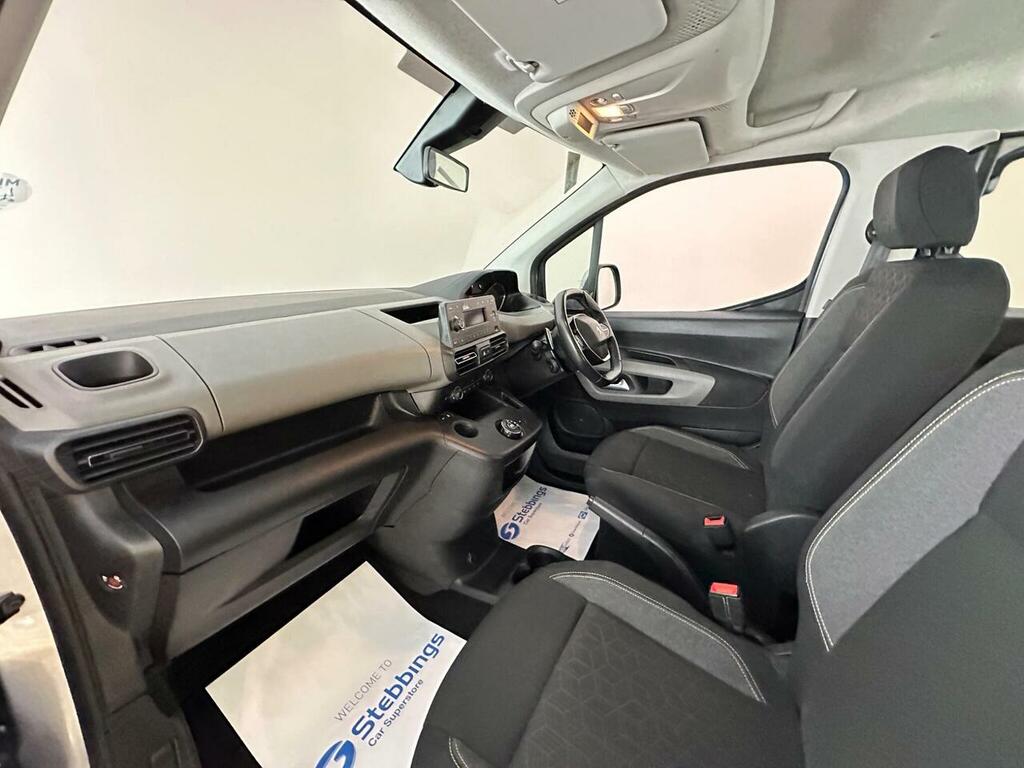 Peugeot Rifter Bluehdi Active Ss Grey #17