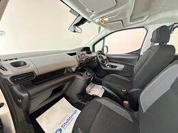 Peugeot Rifter Bluehdi Active Ss Grey #41