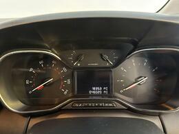 Citroen C3 Aircross Feel White #32