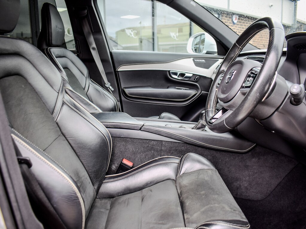 Volvo XC90 R-design Blue #9