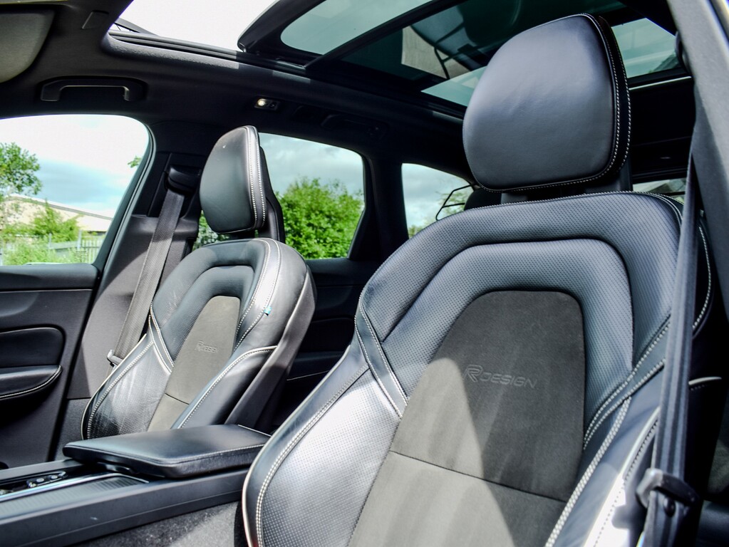 Volvo XC60 T8 Twin Engine Inscription Pro Huge Spe Black #12
